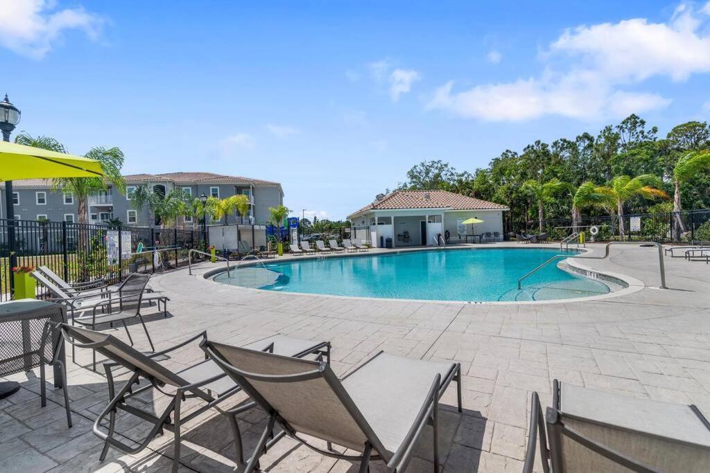 Elegant 2 Bedroom/2 Bath Condo With All Amenities Melbourne Eksteriør billede