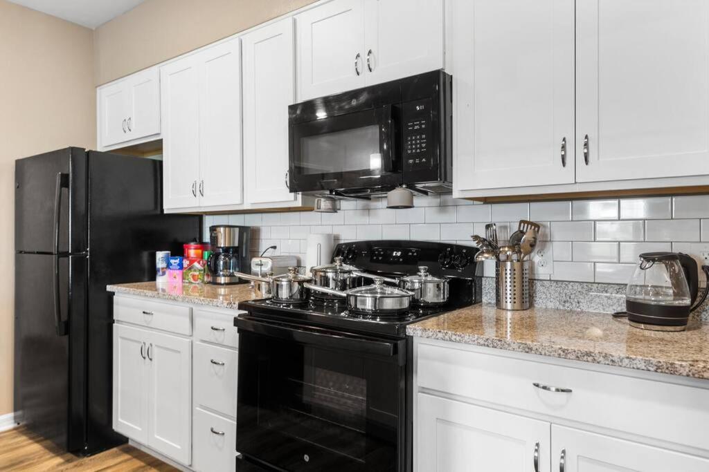 Elegant 2 Bedroom/2 Bath Condo With All Amenities Melbourne Eksteriør billede